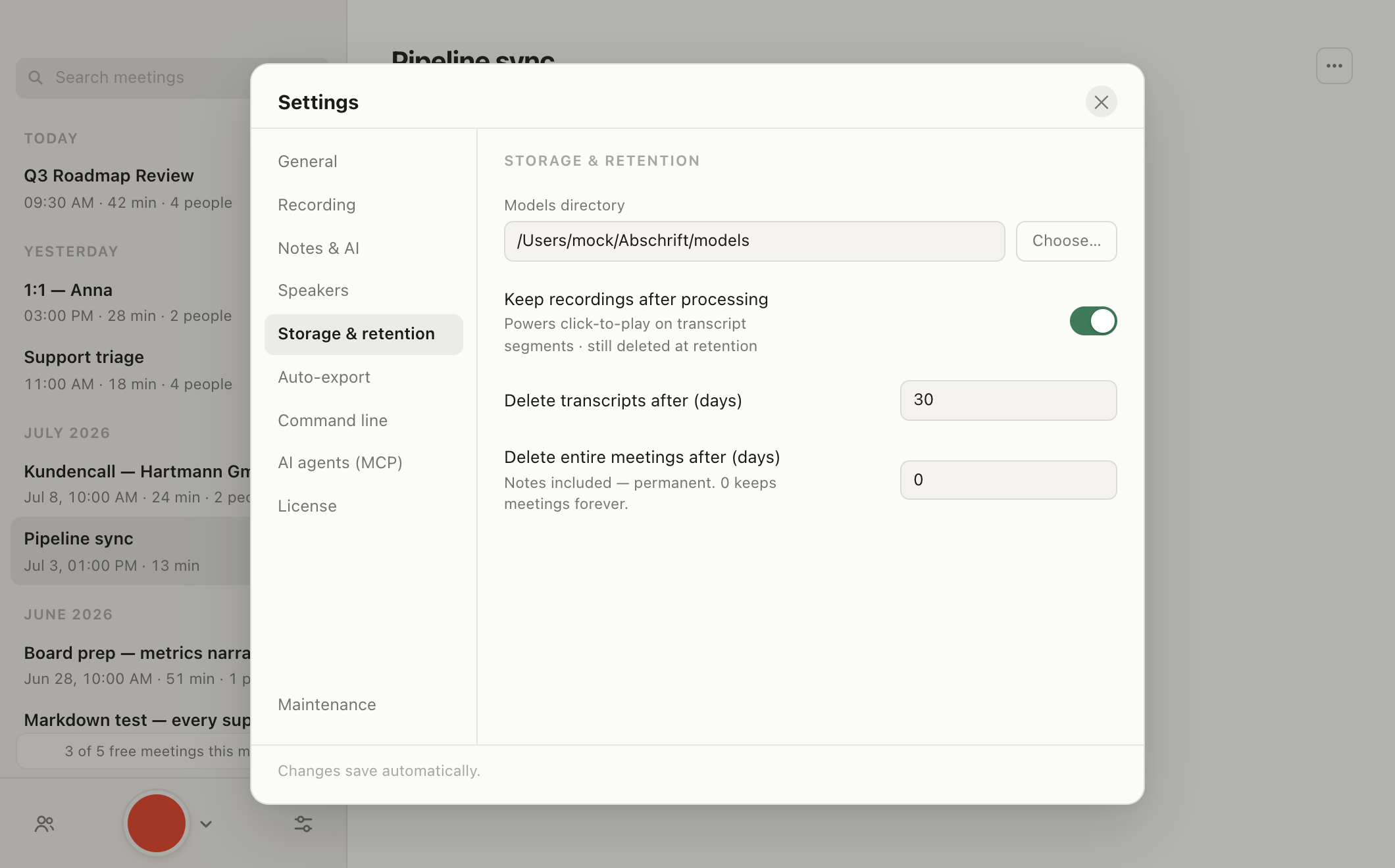 Abschrift settings with transcript retention: delete transcripts after a set number of days, delete entire meetings on a schedule, keep-audio toggle.